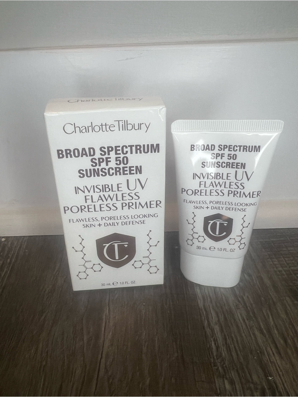 Charlotte Tilbury Invisible UV Flawless Poreless Primer - White